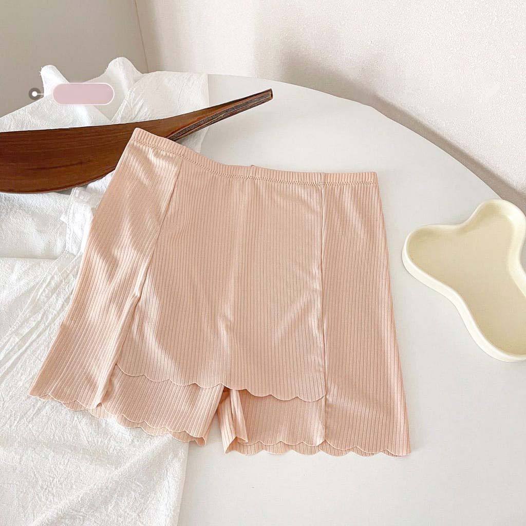 Short seamless wanita anti nyeplak double layer/ Celana dalam wanita BAHAN ADEM