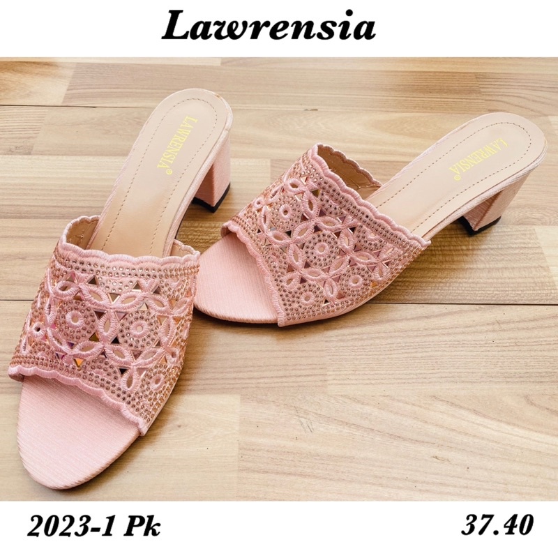 Lawrensia Heels Cantik