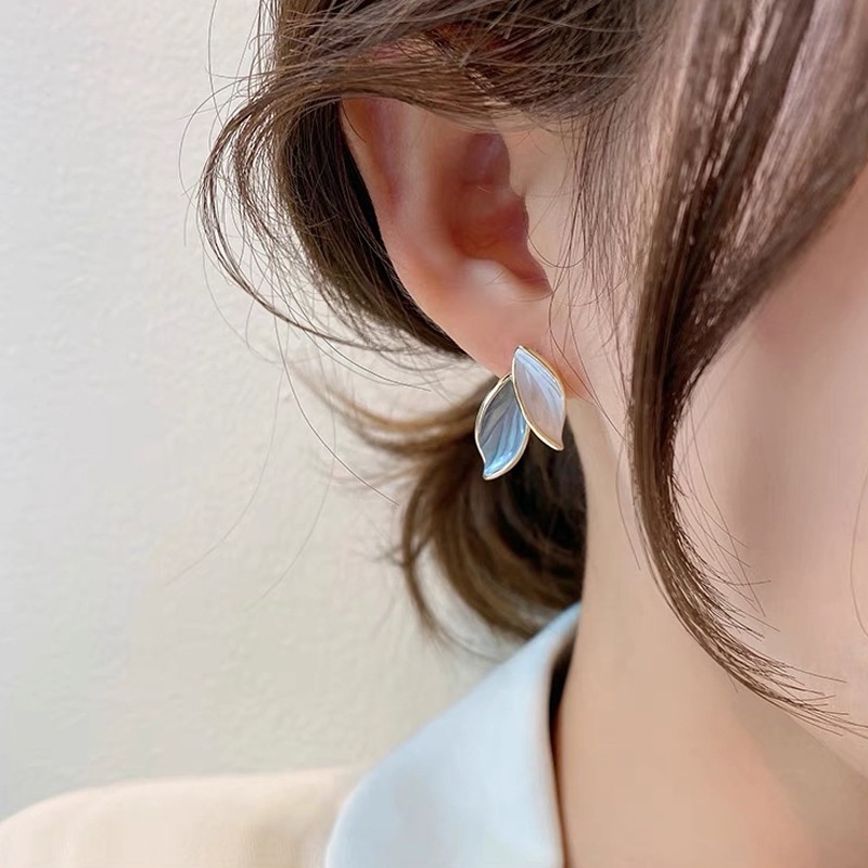 Anting Tusuk Tetes Minyak Sederhana Untuk Wanita Daun Emas Earring Fashion Aksesoris Perhiasan