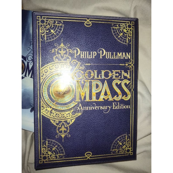 PRELOVED THE GOLDEN COMPASS