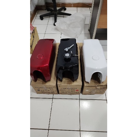 tangki caferacer import cat halus sudah sama kran bensin tutup tangki