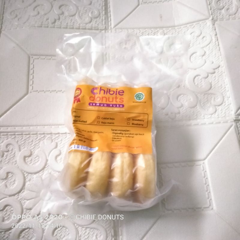 

Donat kentang Frozen original 8 pcs CHIBIE DONUTS