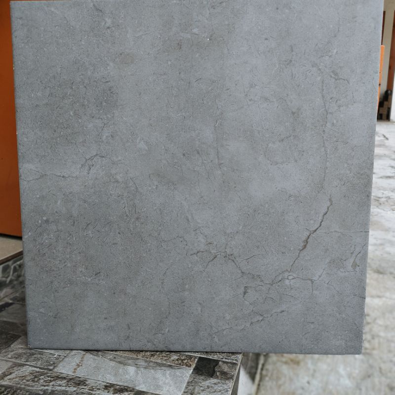 Keramik 40x40 CARARA MATT DOFF ABU / CREAM SALUR CARARA mul