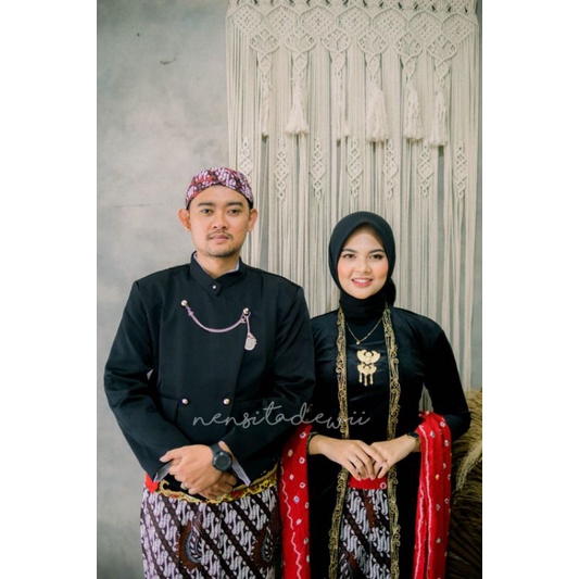 [1 Set, PH02C] Baju Prewedding / Baju Couple Adat Jawa - Solo / Parang Garuda