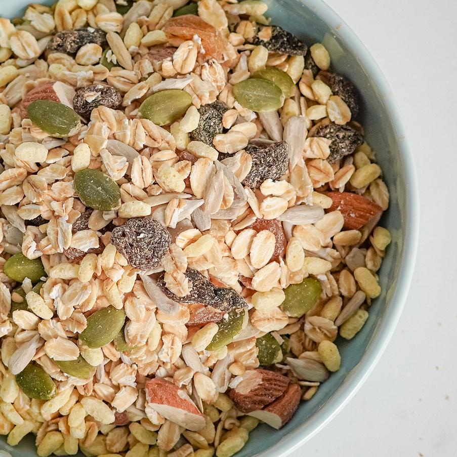 

リ Muesli Fruit and Seed 1 Kg Sereal Sehat Authentic Safiya Food Trend