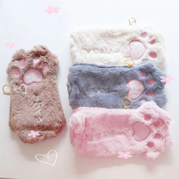 

CAT PAW PLUSH PENCIL CASE / KOTAK TEMPAT PENSIL BULU KUCING LUCU