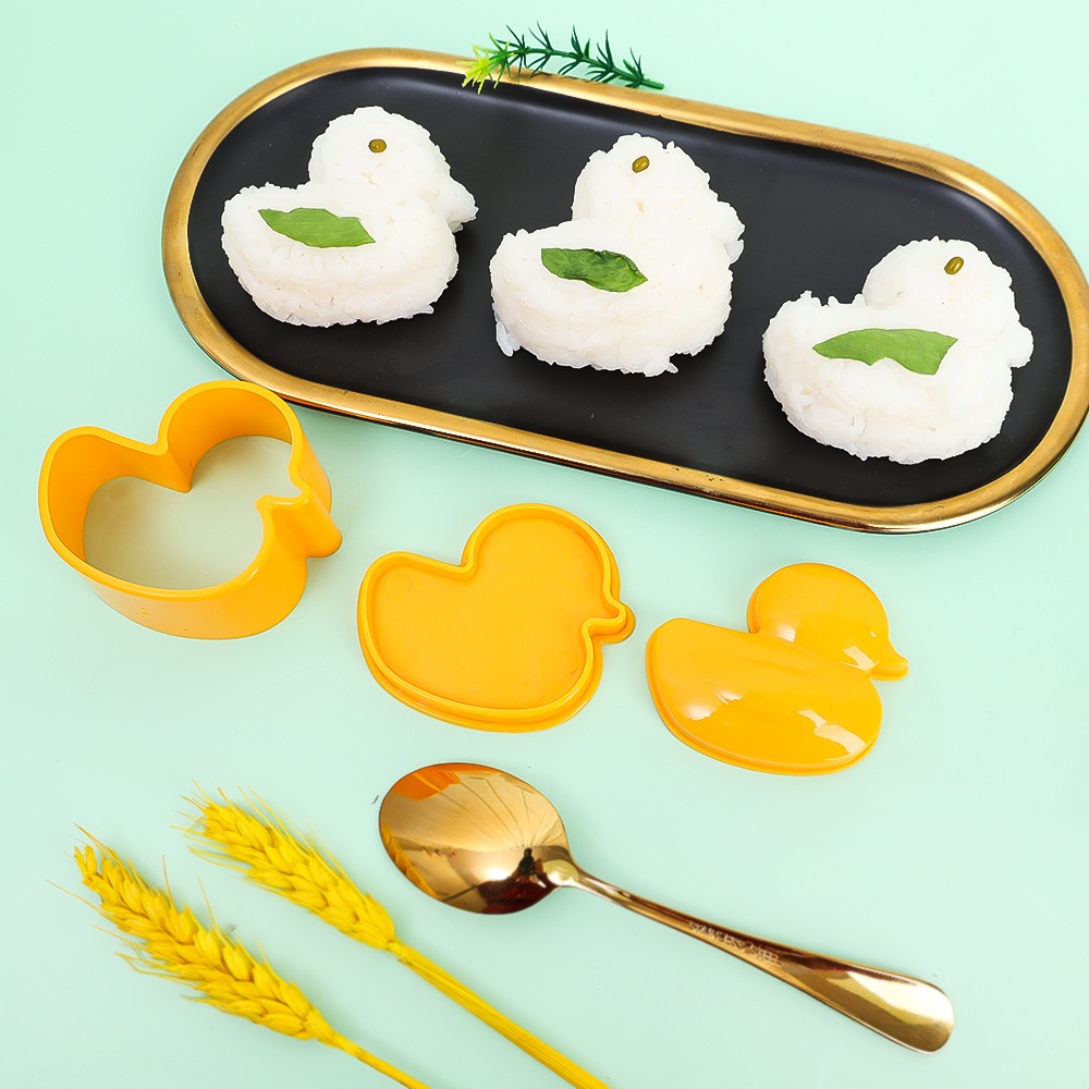 [Harga Grosir] Cetakan Pembuat Buah Sushi Kartun Roti Biskuit Model Penekan Kreatif Anak Bento DIY Gadget Bebek Kuning Berbentuk Nasi Bola Cetakan