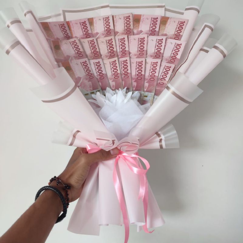 Buket bouquet wisuda pernikahan ulang tahun dan acara besar bisa request warna dan tambah kartu ucapan