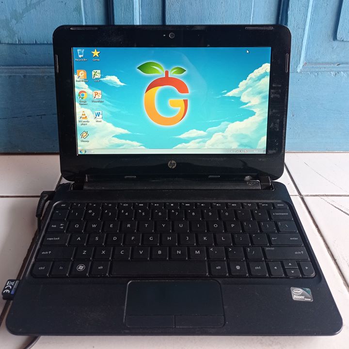 Hp Mini 110-3014TU Hitam 10 inch RAM 2GB HDD 160GB Windows 7 Netbook Second