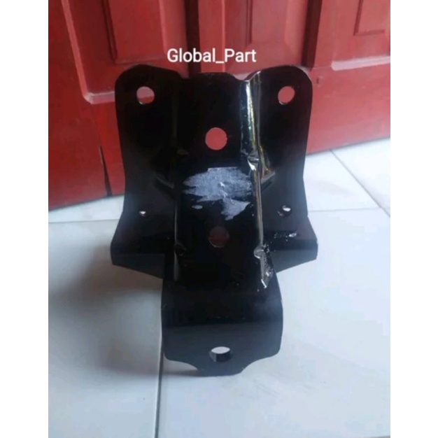 bracket plate spring per NKR71 braket gantungan breket plat dudukan sepring pir daun belakang bagian