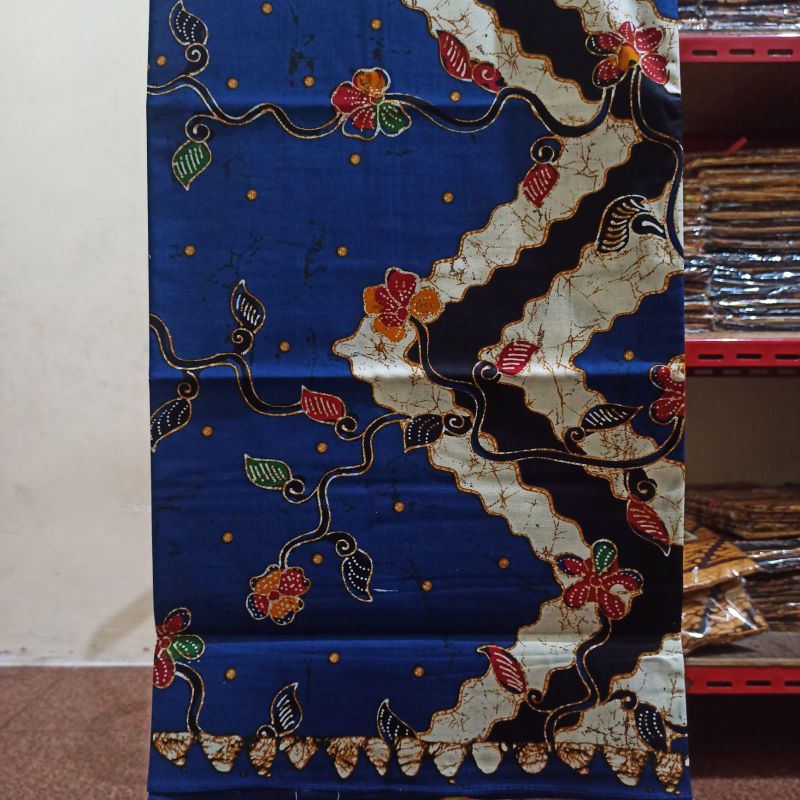 Kain Batik Primisima Katun Motif Bunga Teratai