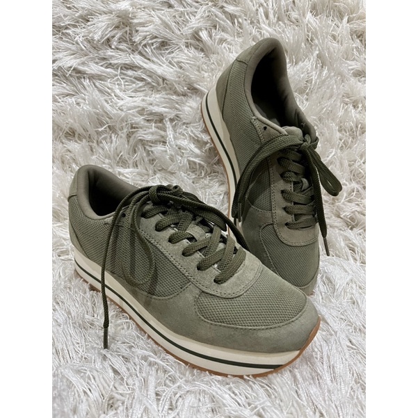 SEPATU ZARA/PRELOVED ZARA/ZARA SHOES/ZARA SNEAKERS/PRELOVED SNEAKERS