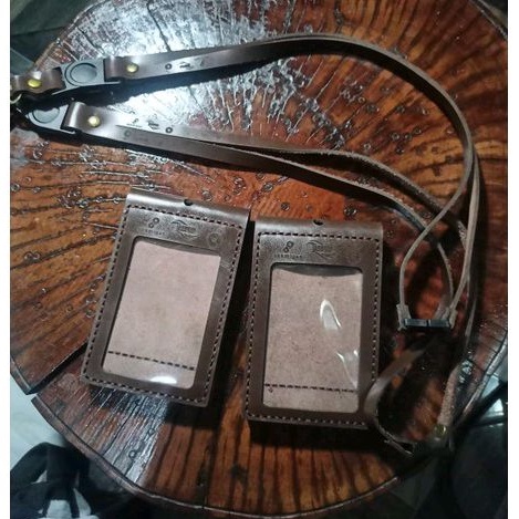 

Lanyard kulit, Id Card Holder, Name Tag kulit Asli SKK MIGAS