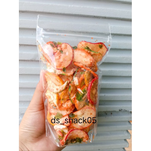 

KERUPUK SEBLAK PEDAS DAUN JERUK BY DIAH