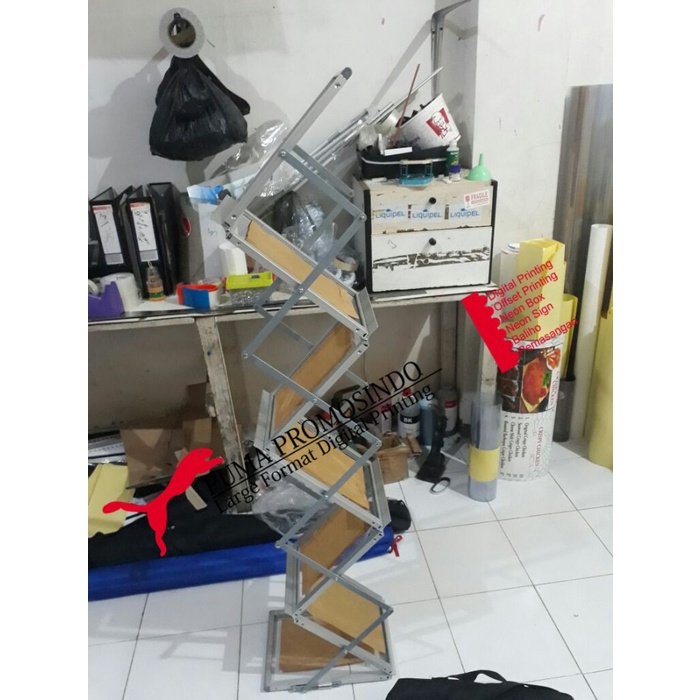 

EKSLUSIF rak brosur Code 1190