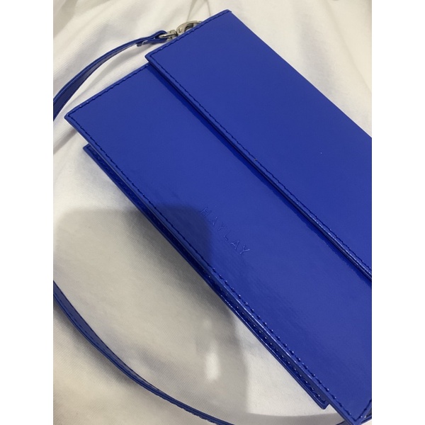 preloved haylay studio troy bag — electric blue glossy