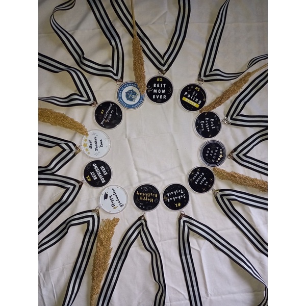 (COD) READY Medali Custom Kado Unik Kado wisuda Kado Untuk Pacar Box Hampers Medali Wisuda