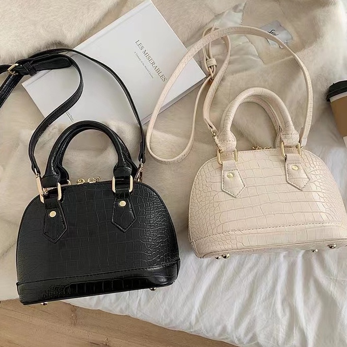 2300 tas selempang wanita tas handbag wanita cantik terkiniaan tas kantoran tas kondangan tas best seller terlaris