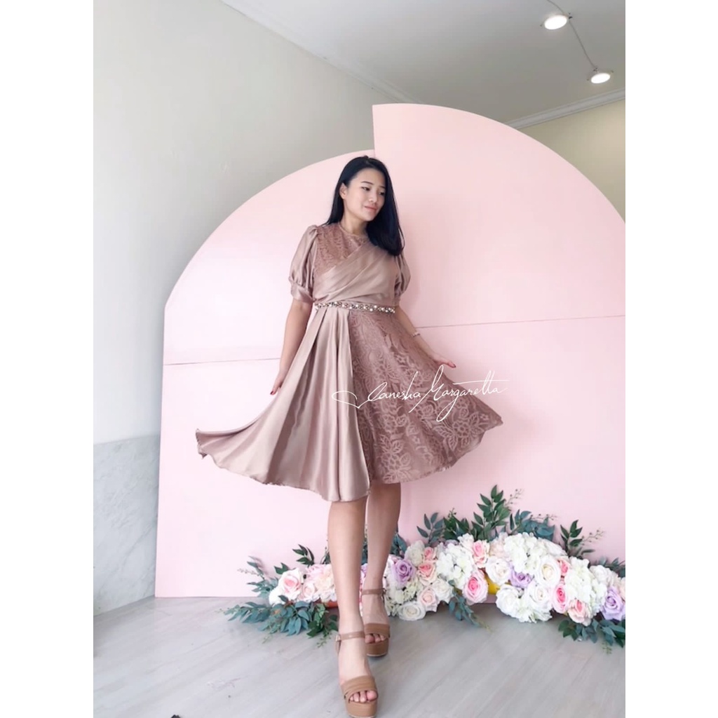 LSC 704# Dress Mewah Gaun Kombinasi Brukat Tali Belakang Mutiara