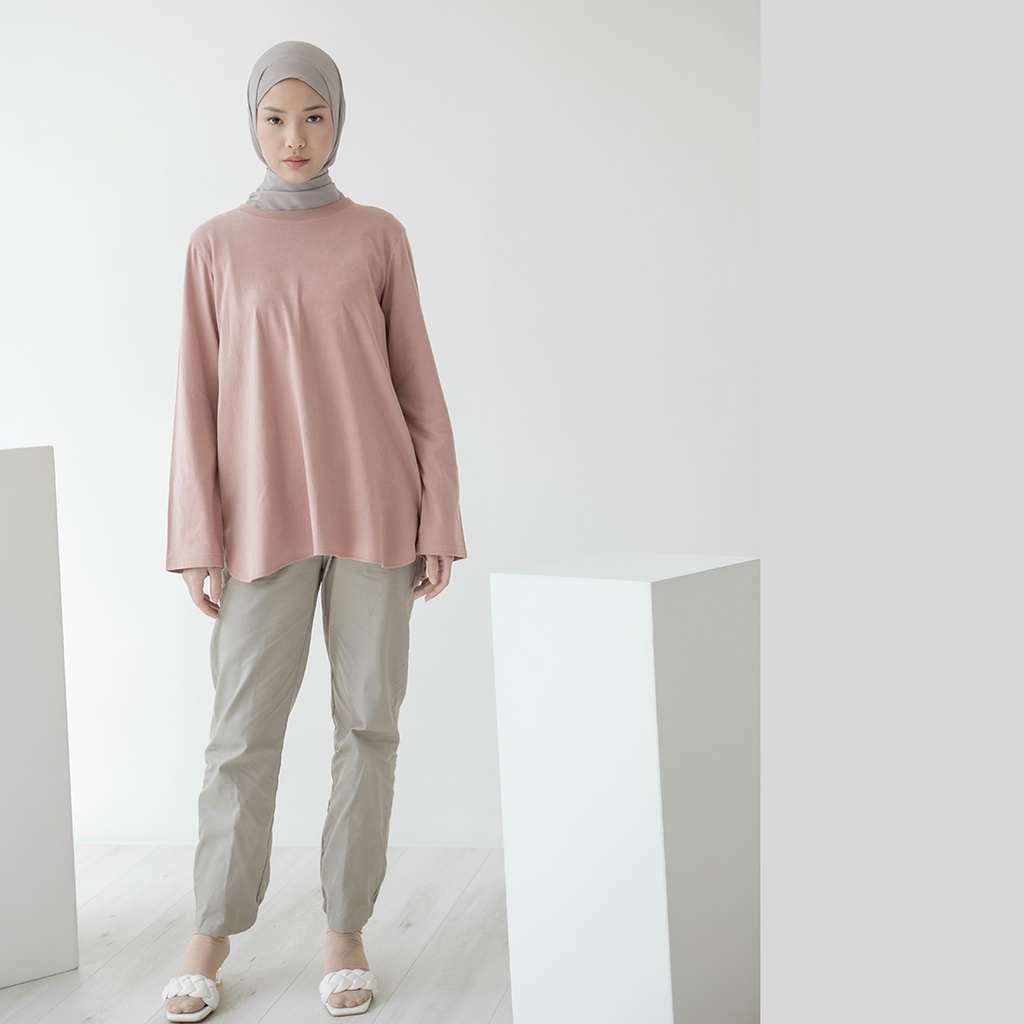 Adani by Aska Label - Kaos polos wanita Muslim lengan panjang warna Chalk, Light Khaky, Dusty Rose, Skyblue, Lavender.