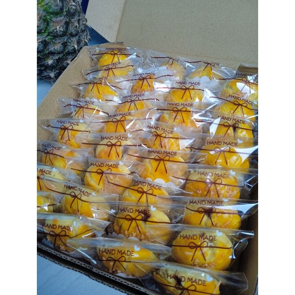 

Nastar wisman toping keju isi 32pcs/hampers kue kering