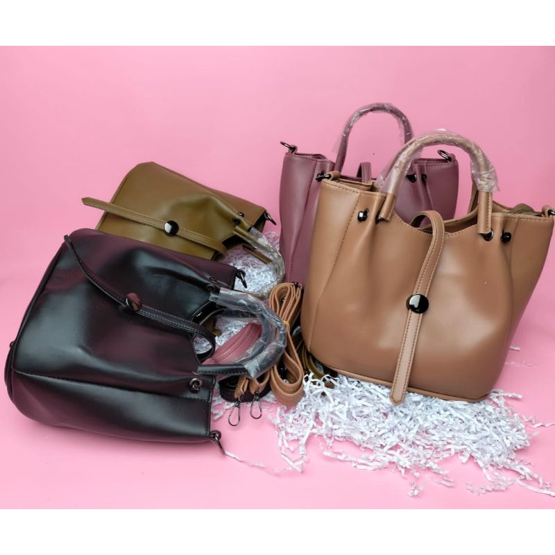 TAS SELEMPANG WANITA SOPHIE FAIRIESE T3036P3 ESMONIA LOPPER HARDWARE GOLD ORIGINAL SERI E1416