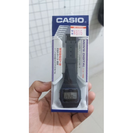 Casio F-84w