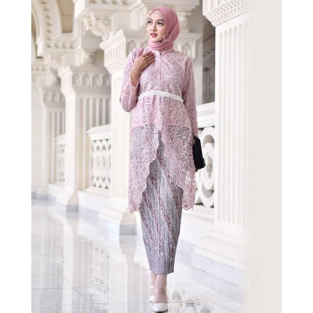 TUNIK KEBAYA LESTI KEJORA KOMBINASI PAYET MUTIARA MODERN TERBARU| SET KEBAYA PESTA| KEBAYA KONDANGAN| KEBAYA BROKAT| KEBAYA| KEBAYA TILE| SET KEBAYA WISUDA| STELAN KEBAYA WANITA