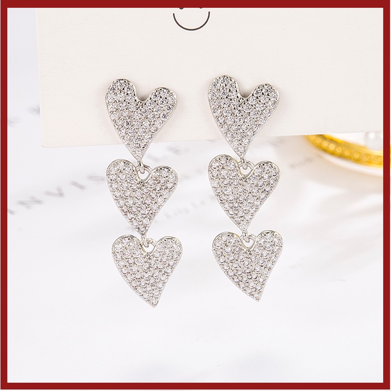 High-end Berlian Imitasi Panjang Cinta Hati Anting-Anting Wanita Anting-Anting Mewah Ringan U1432