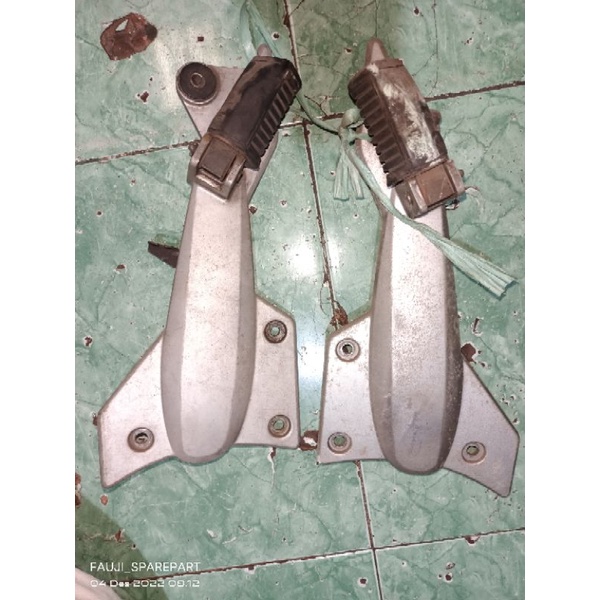 postep footsteep belakang Kawasaki ZX 130cc