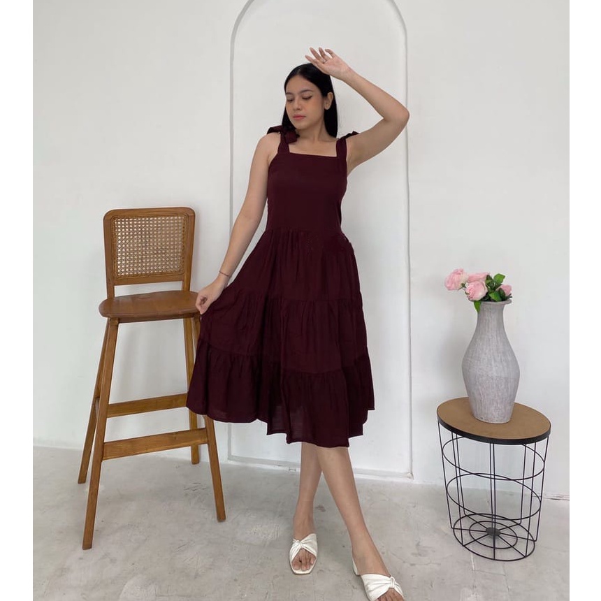 Lavania Midi Dress Wanita Minimalis Tanpa Lengan Wolfis Polos
