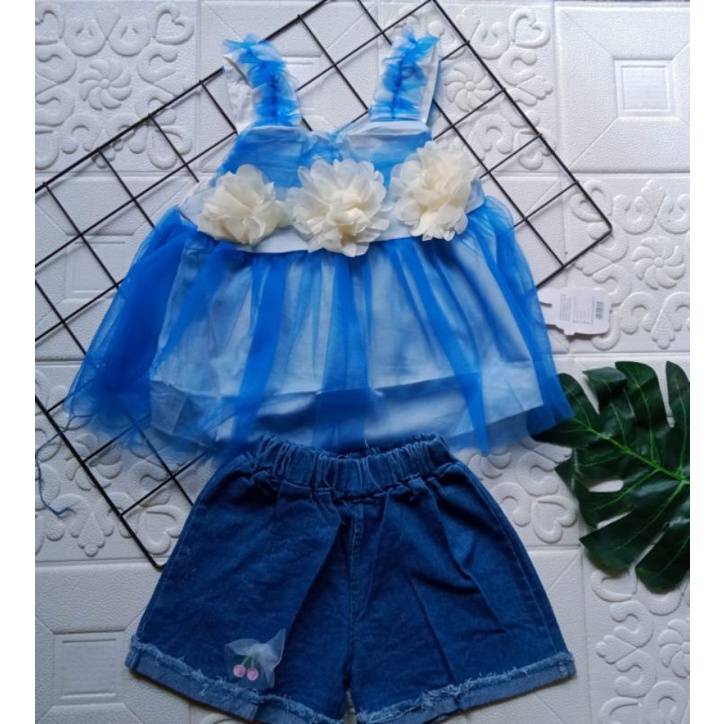 [0-4 TAHUN] BAJU SETELAN JEANS ANAK PEREMPUAN IMPORT 0-4 TAHUN HOTPANTS SETELAN BAYI DAN ANAK IMPORT BUNGA FLOWER / SETELAN CELANA JEANS PENDEK ANAK CEWEK IMPORT / SETELAN HOTPANTS JEANS KAOS ANAK IMPORT 6bln 1th 2th 3th 4th