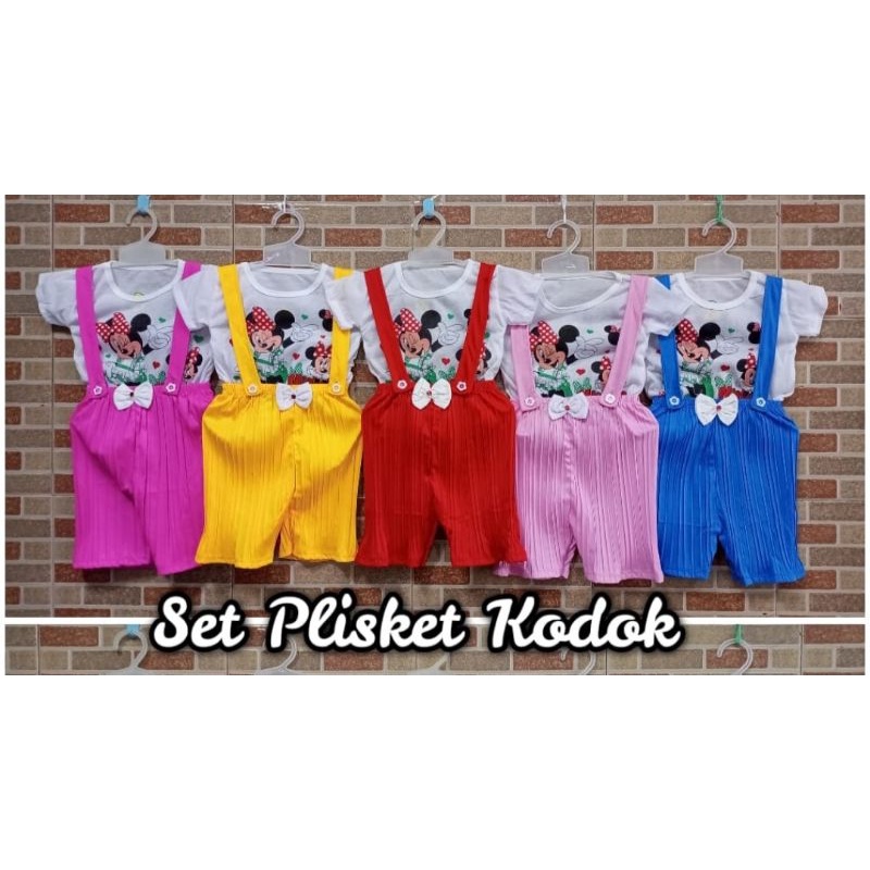 setelan plisket anak