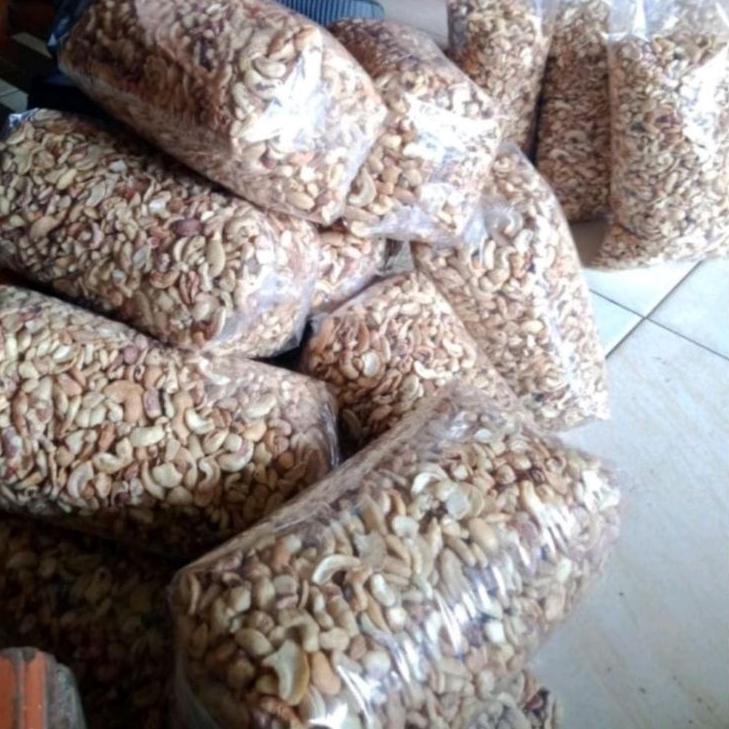 

limited Edition✔️Kacang Mete Patahan 1kg Termurah sulawesi comectrac|SQ1