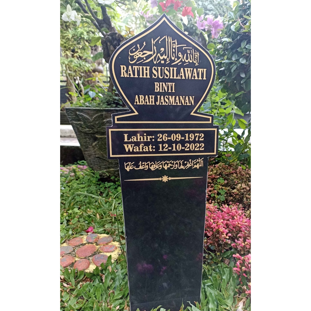 BATU NISAN GRANIT MODEL PADUNG / PATOK / TANCAP