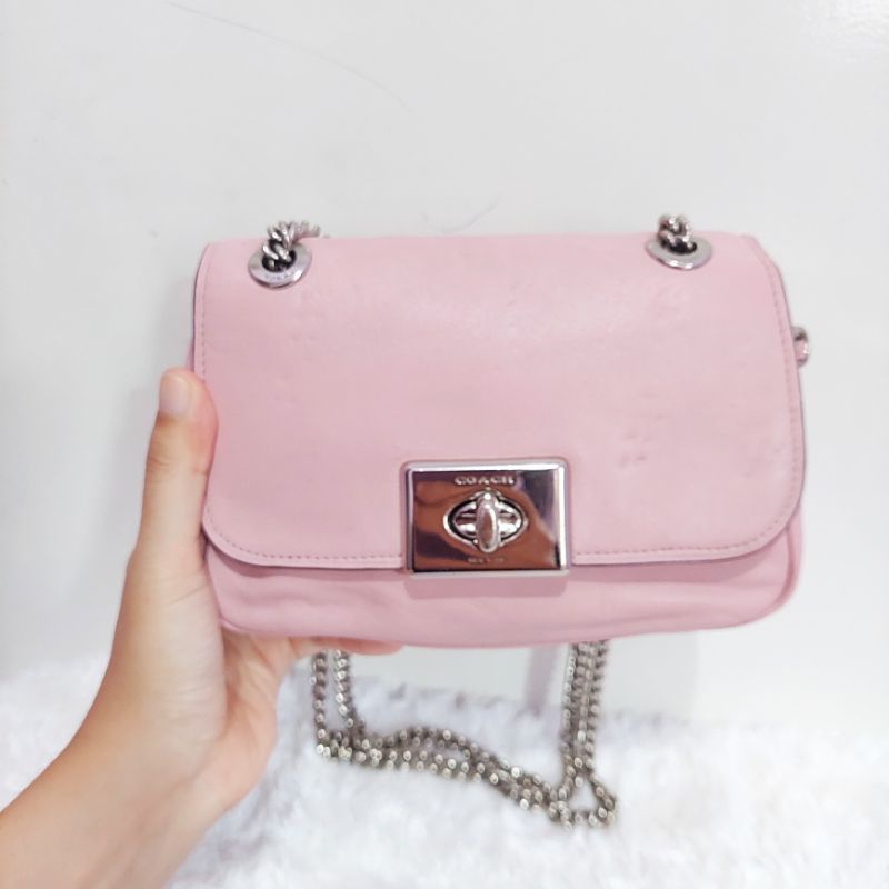 Preloved coach cassidy crossbody pink
