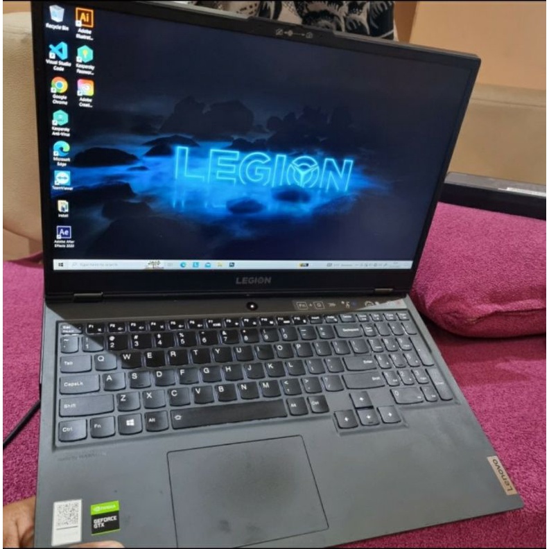LEGION 5 151MH05Core i5 10300H
Ram 16 GB
SSD 512 GB
VGA GTX 1650 Ti 4 GB
