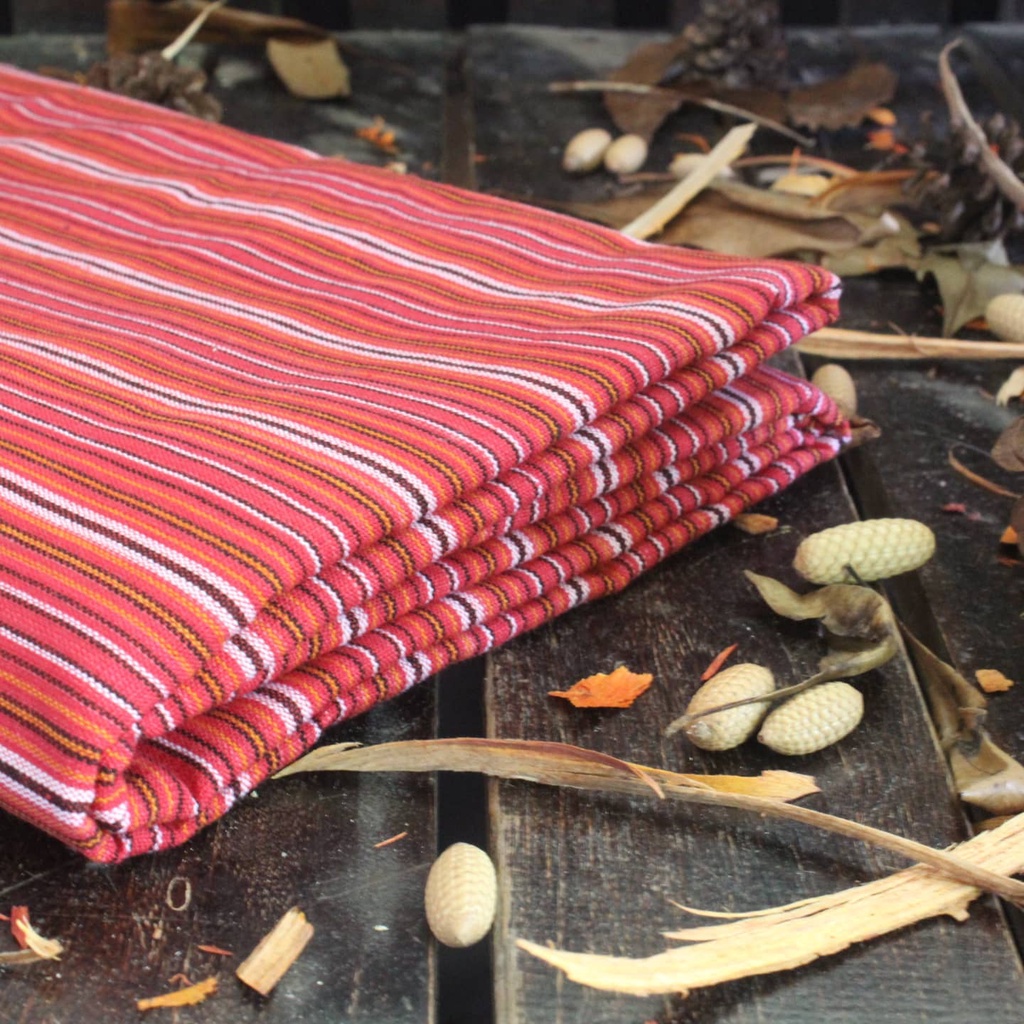 Kain Lurik ATBM Toraja Merah / Kain Tenun Lurik Jogja / Kain Surjan / Kain Tenun Lurik  / Kain Lurik