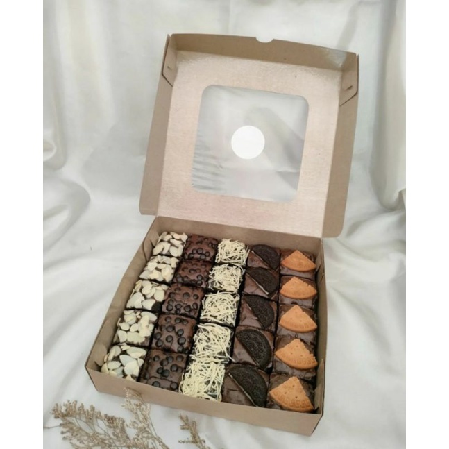 

fudgy brownies 20x20 25 sekat