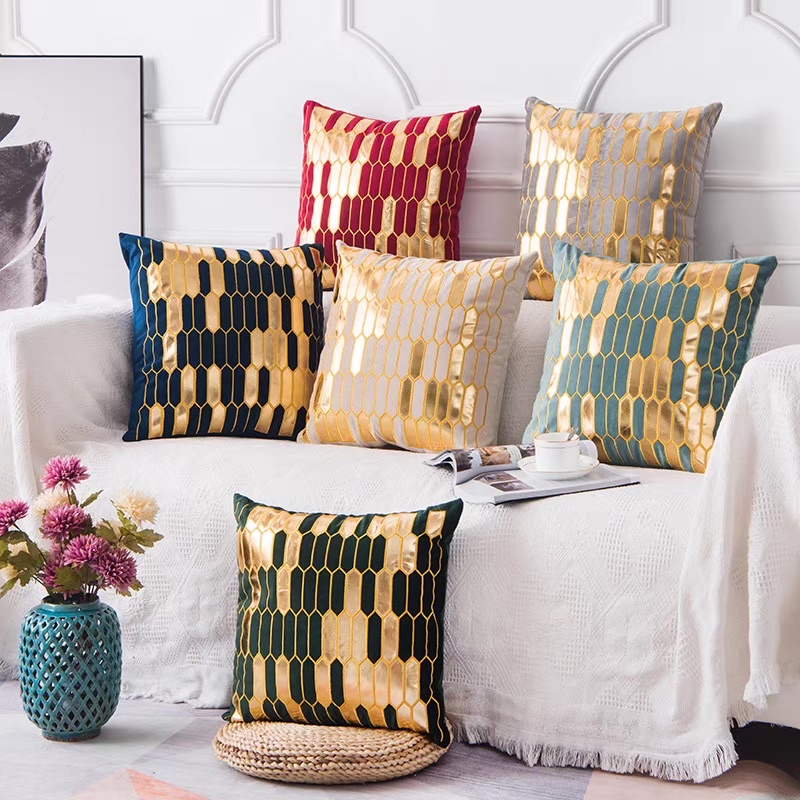 SARUNG BANTAL MARGARETHA / SARUNG BANTAL MOTIF / SARUNG BANTAL SOFA