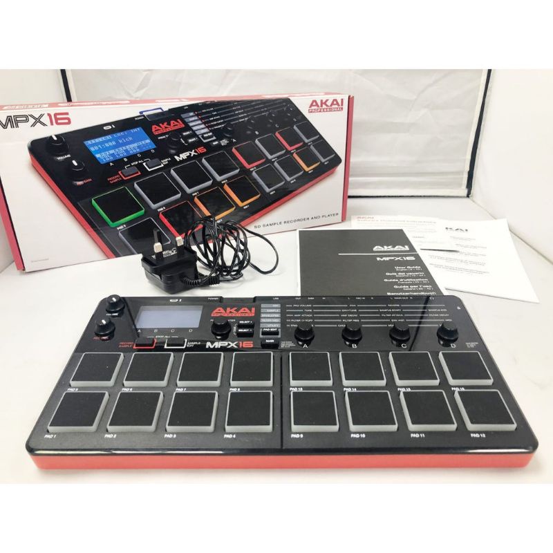 AKAI MPX 16