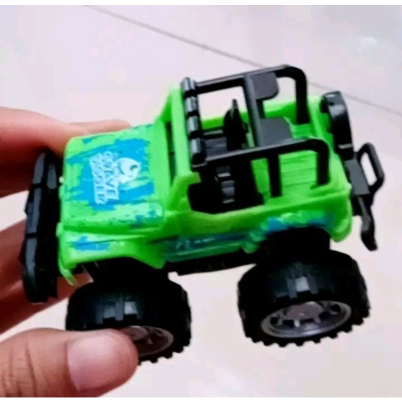 Mainan mobil jeep full back/mainan mobil anak laki laki