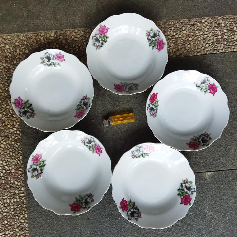 Piring Keramik Bunga Kangkung model cekung 1 buah