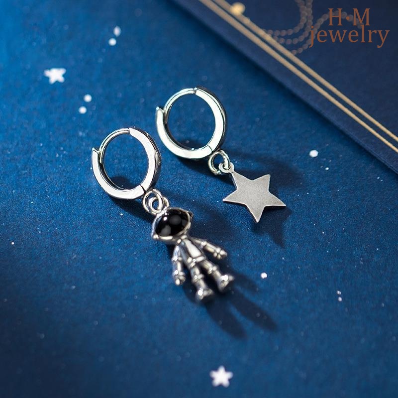 Spaceman Asymmetric XINGX Ear Ring Anting Astronot Gaya Hip Hop Dingin