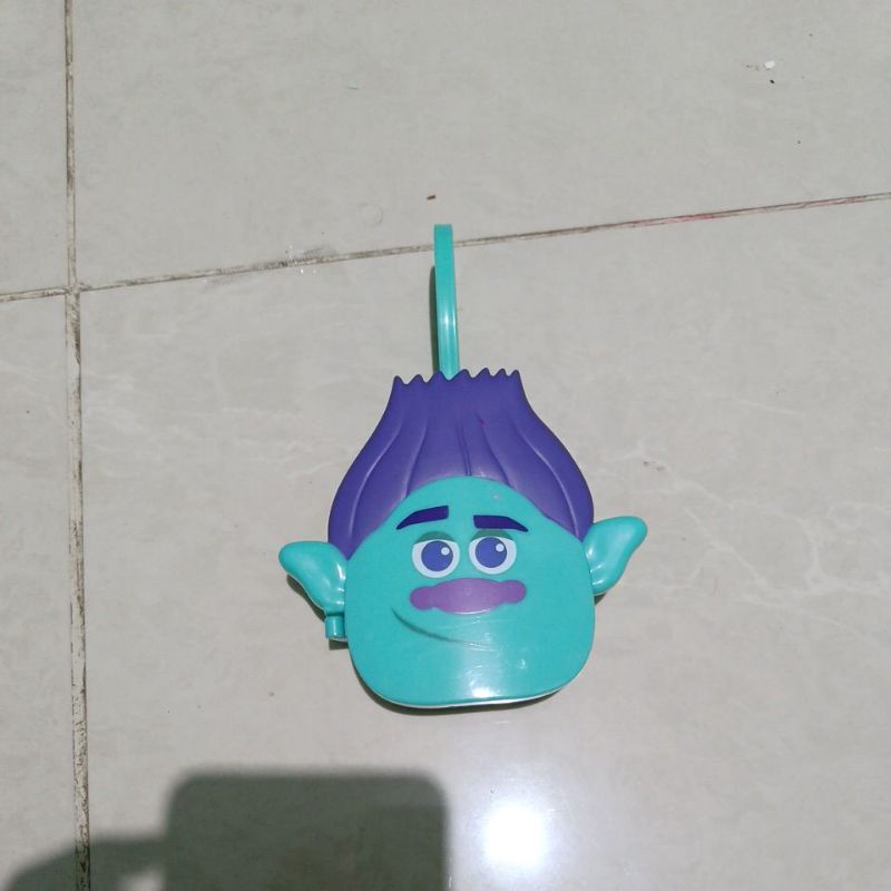 happy meal McD Dreamworks preloved