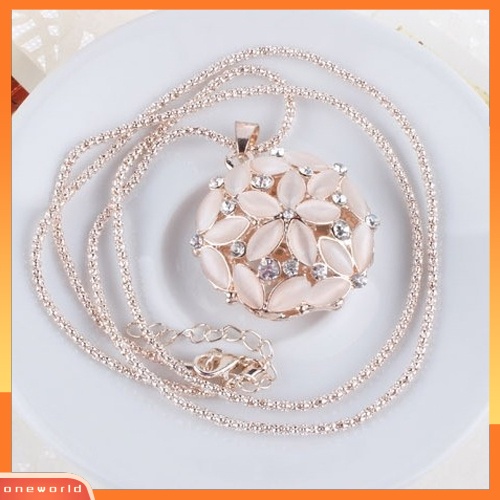 [WONE] Wanita Berlian Imitasi Mengkilap Berongga Bunga Liontin Rantai Panjang Sweater Kalung Perhiasan
