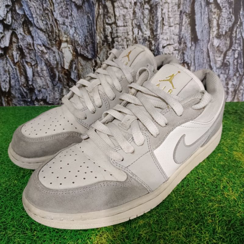 Nike Air Jordan 1 Low "PARIS"