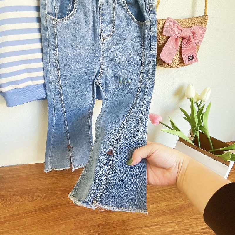 Set Dua Potong Jins Denim Flare Atasan Bergaris Setelan Anak Perempuan Musim Gugur Jeans Celah Sweater Garis Garis Lengan dan Celana Panjang Tangan Sobek / Robek Hangat