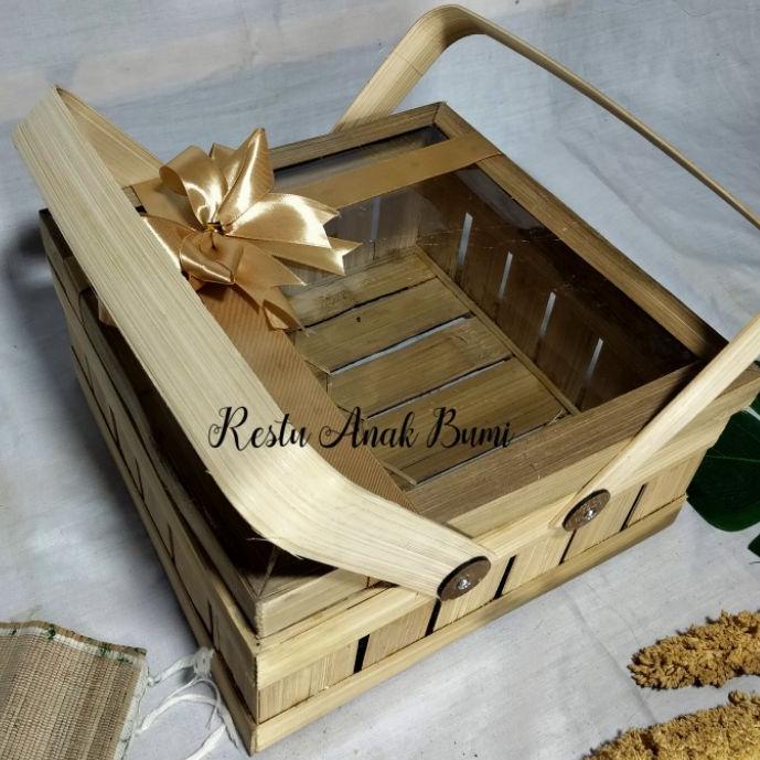 

Terbaru dan terlaris keranjang hantaran Keranjang Bambu Mika 25x25 mika kaca transparan/hantaran/nikahan/seserahan/hampers/bingkisan/wedding/hadiah/giftbox/keranjang/wadah makanan/gift/sembako/roti/cake/nasi/catering/nasi box/food/lamaran/tradisi/craft