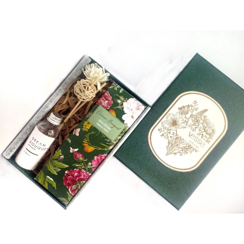 VESSE REED DIFFUSER GIFT SET